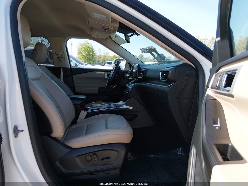 2020 FORD EXPLORER auction photo 5
