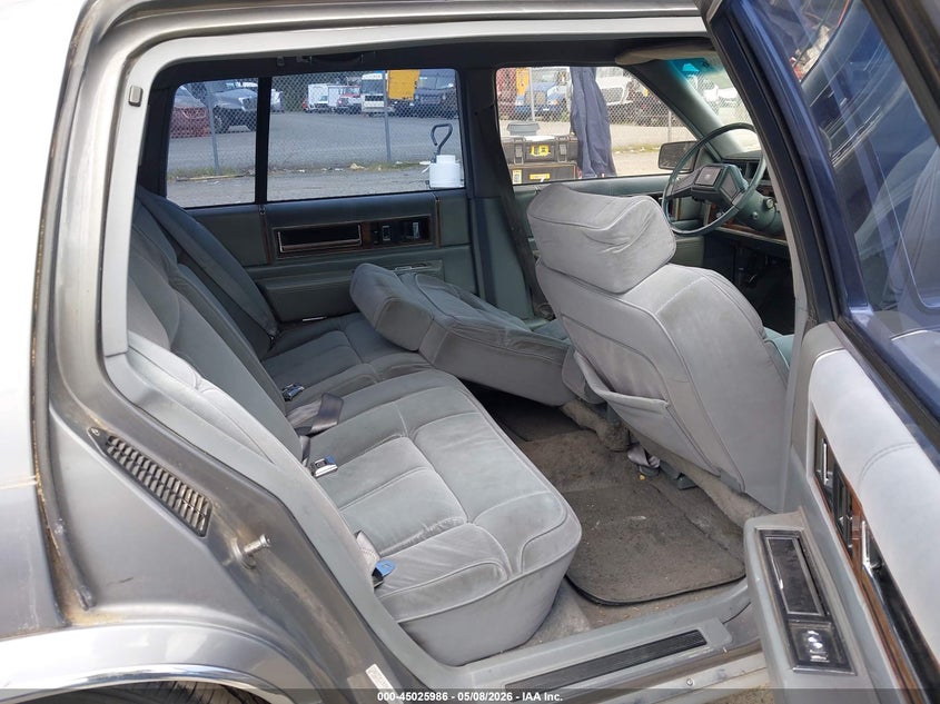 1989 Cadillac Deville VIN: 1G6CD5152K4331492 Lot: 45025986