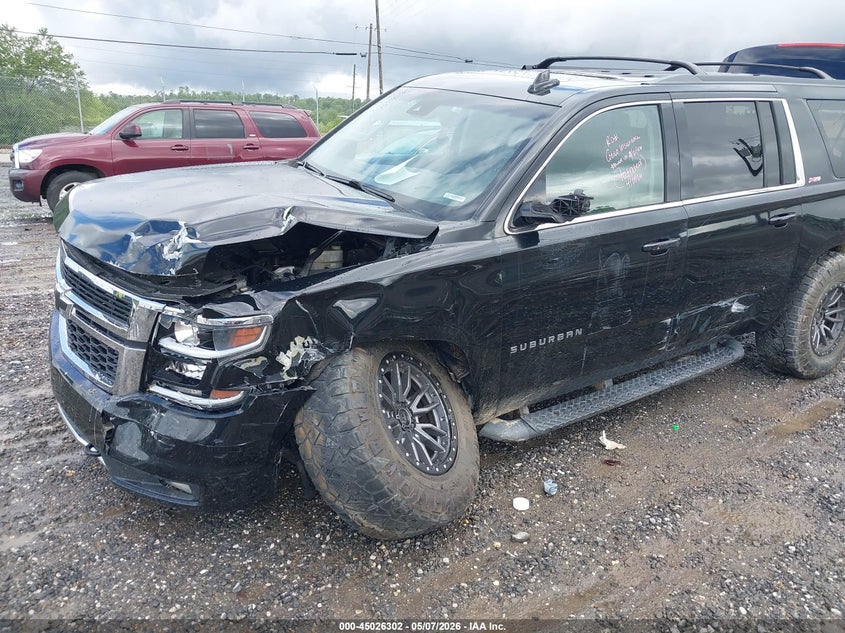 2017 CHEVROLET SUBURBAN auction photo 6