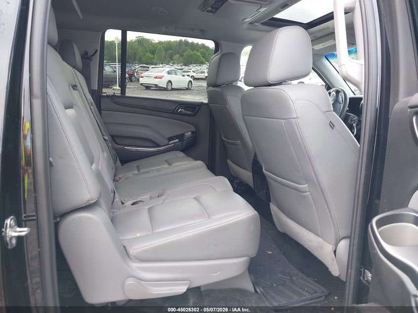 2017 CHEVROLET SUBURBAN auction photo 8