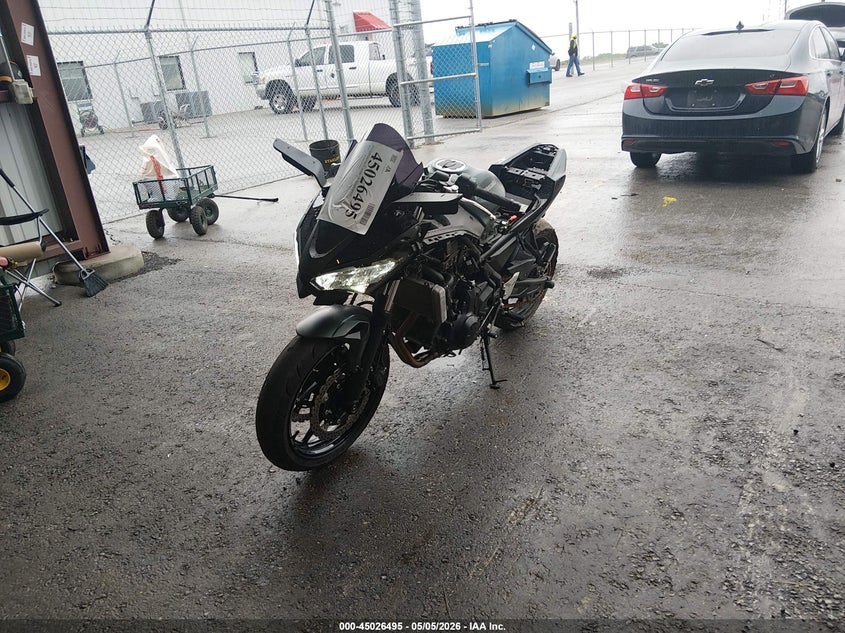 2025 KAWASAKI EX650 auction photo 2