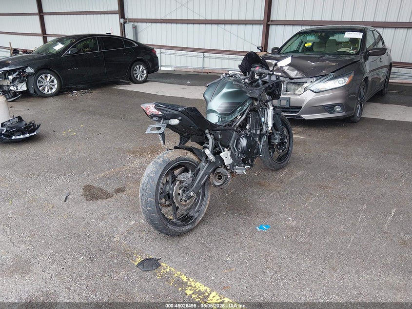 2025 KAWASAKI EX650 auction photo 4