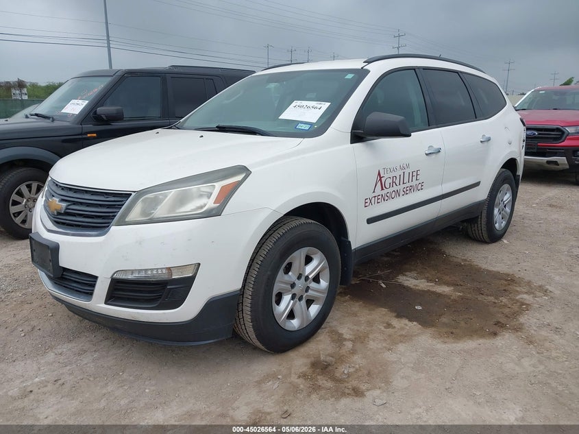2015 CHEVROLET TRAVERSE auction photo 2