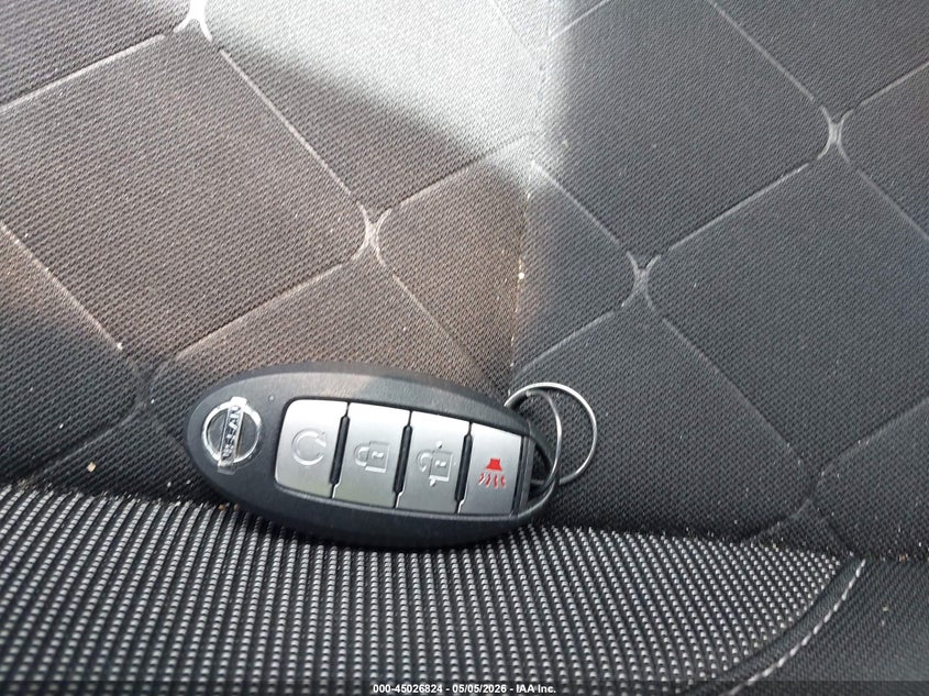 VIN 3N1CP5CU6KL501049 2019 NISSAN KICKS SV