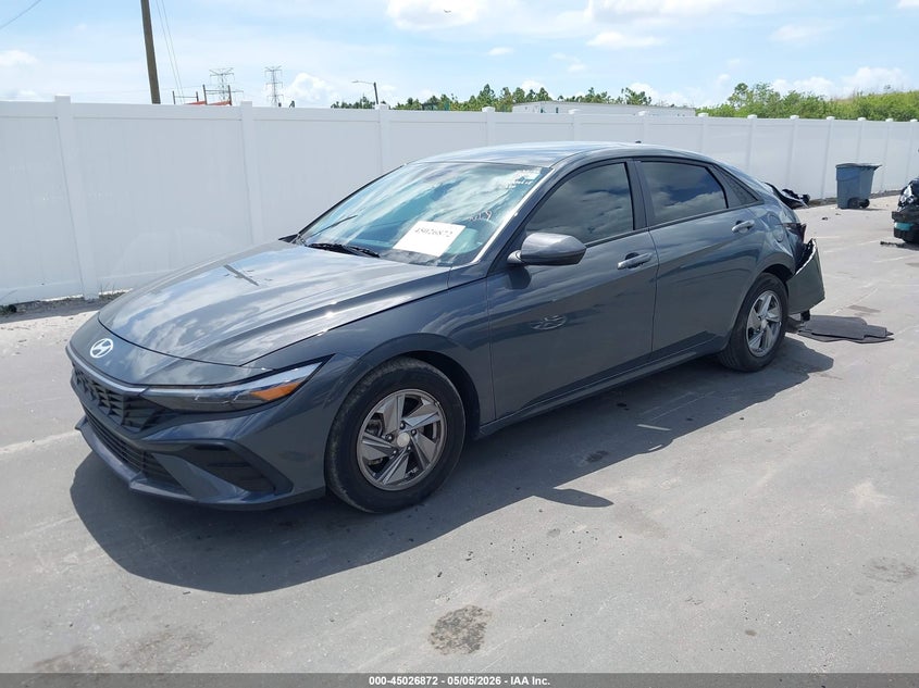 2025 HYUNDAI ELANTRA — zdjęcie 2
