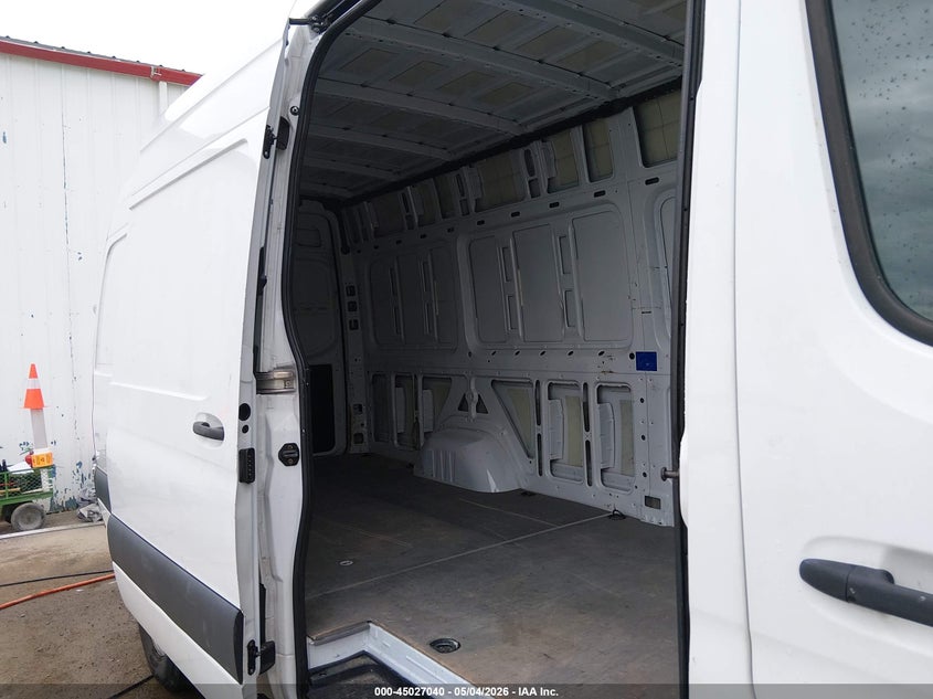 2020 Mercedes-Benz Sprinter 2500 High Roof V6 VIN: W1W4ECHY5LT039611 Lot: 45027040