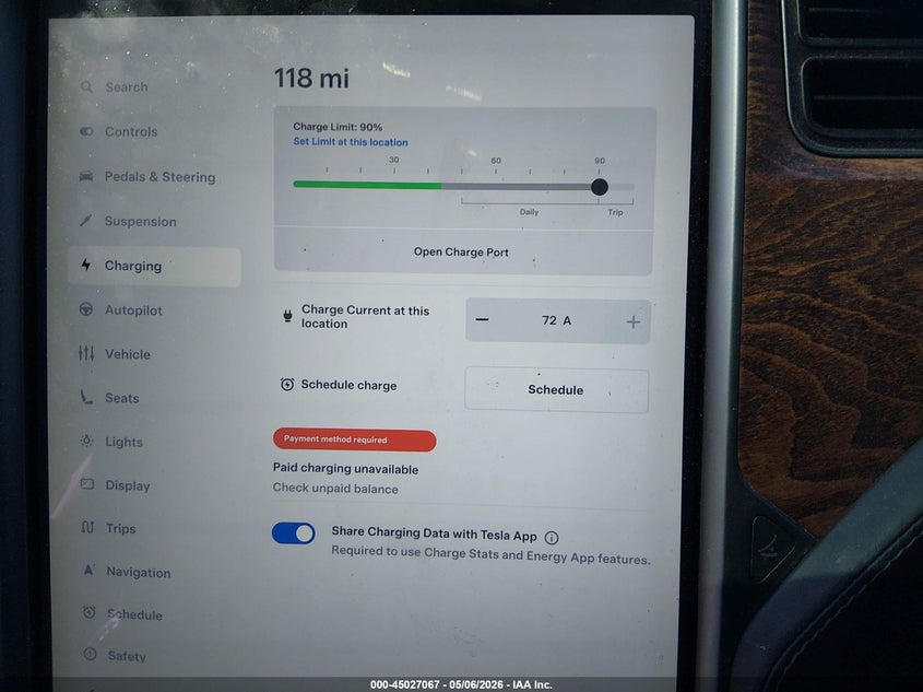 2018 Tesla Model X 100D/75D/P100D VIN: 5YJXCBE26JF112171 Lot: 45027067