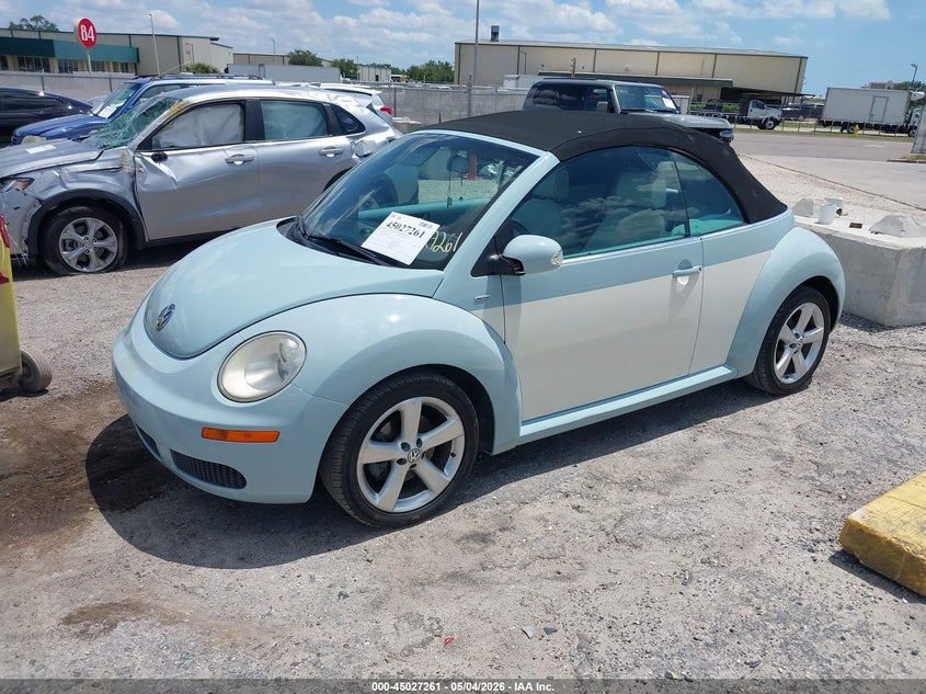 2010 Volkswagen New Beetle 2.5L Final Edition