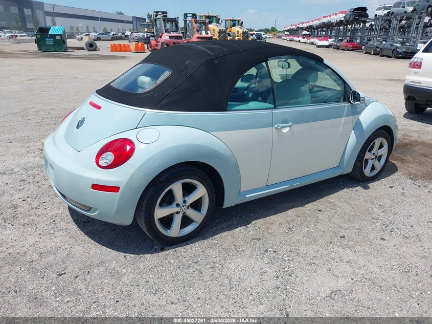 2010 Volkswagen New Beetle 2.5L Final Edition