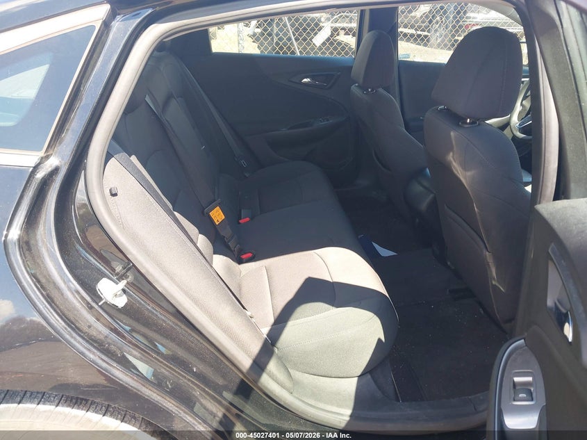 2018 CHEVROLET MALIBU auction photo 8