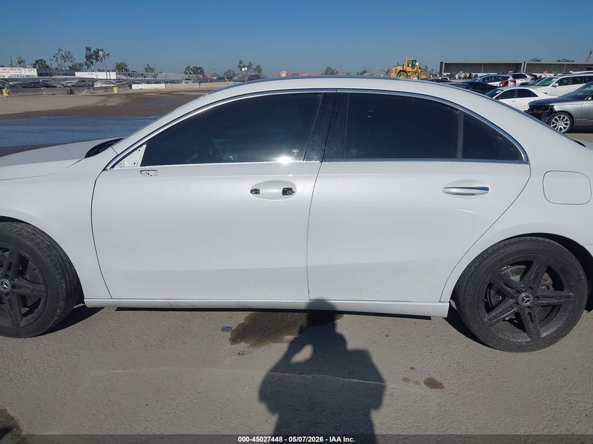 2019 Mercedes-Benz A 220 VIN: WDD3G4EB0KW021687 Lot: 45027448
