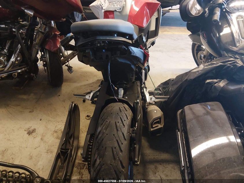 2020 BMW F 900 auction photo 6
