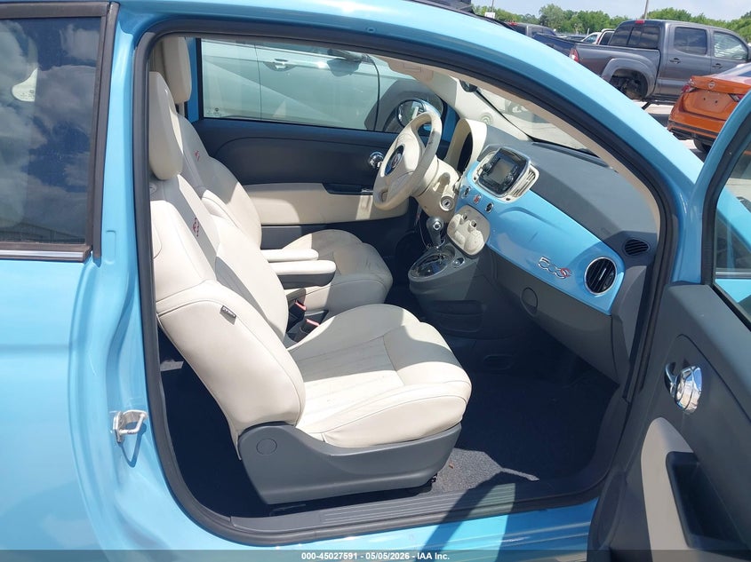 VIN: 3C3CFFER1HT579136 2017 FIAT 500C LOUNGE