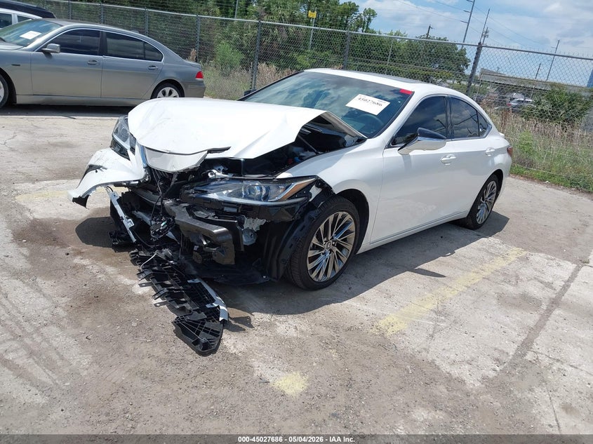 Vin: 58aea1c17su055638, lot: 45525200, lexus es 300h luxury 20252