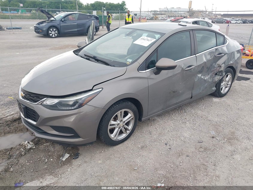 2017 Chevrolet Cruze Lt Auto 1G1BE5SM0H7148586 photo 1