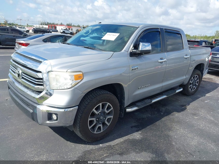 5TFEW5F12HX215691 2017 TOYOTA TUNDRA SR5 5.7L V8 photo 1
