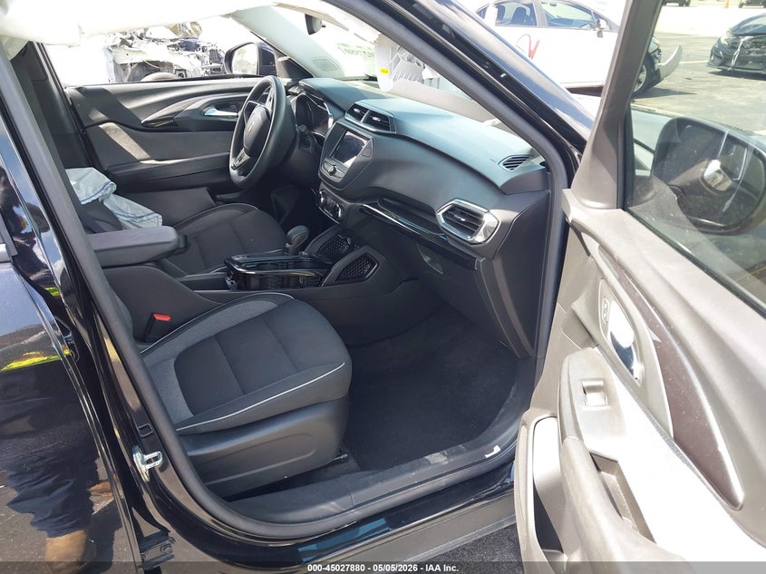 VIN KL79MPS2XPB012963 2023 CHEVROLET TRAILBLAZER FWD LT