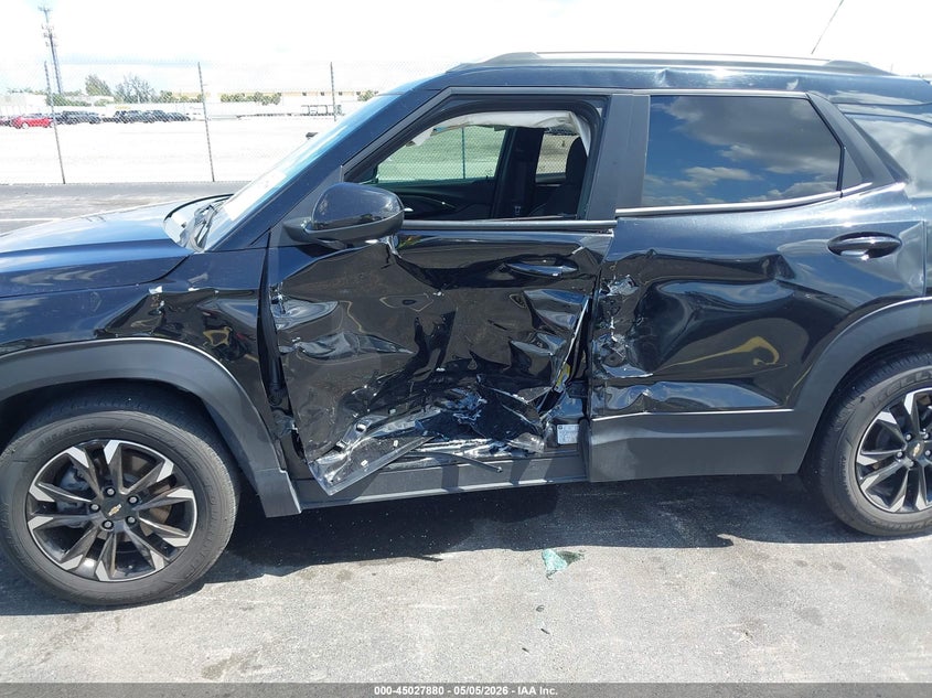 VIN KL79MPS2XPB012963 2023 CHEVROLET TRAILBLAZER FWD LT