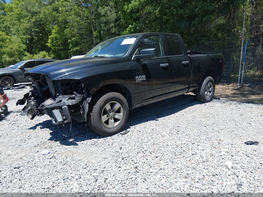 2019 Ram 1500 Classic Express  4x4 6'4 Box 1C6RR7FGXKS503754 photo 1