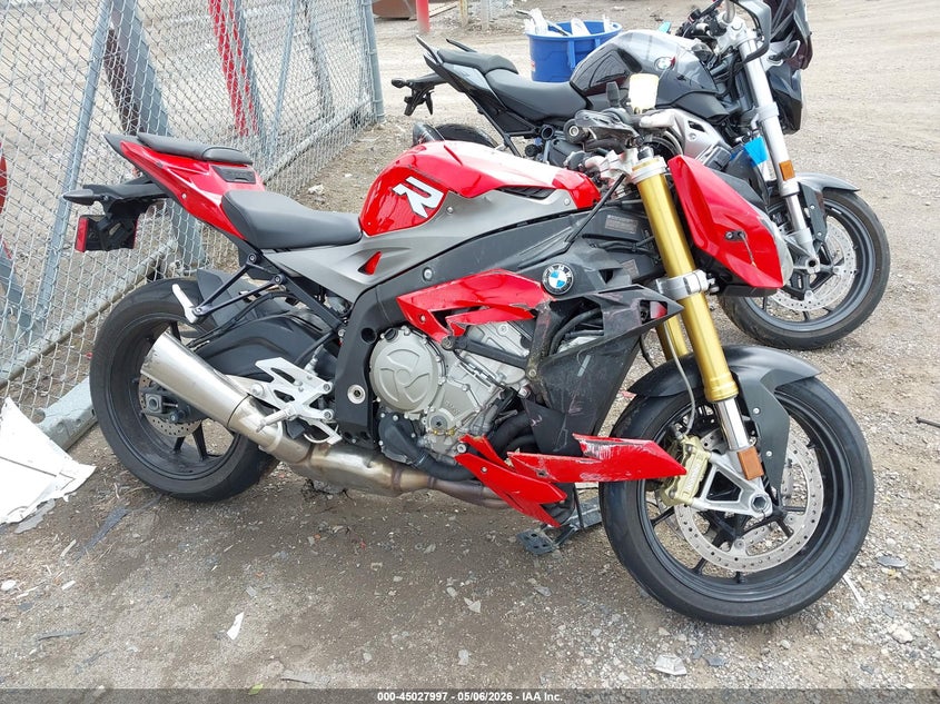 2016 BMW S 1000 R VIN: WB10D1207GZ696530 Lot: 45027997