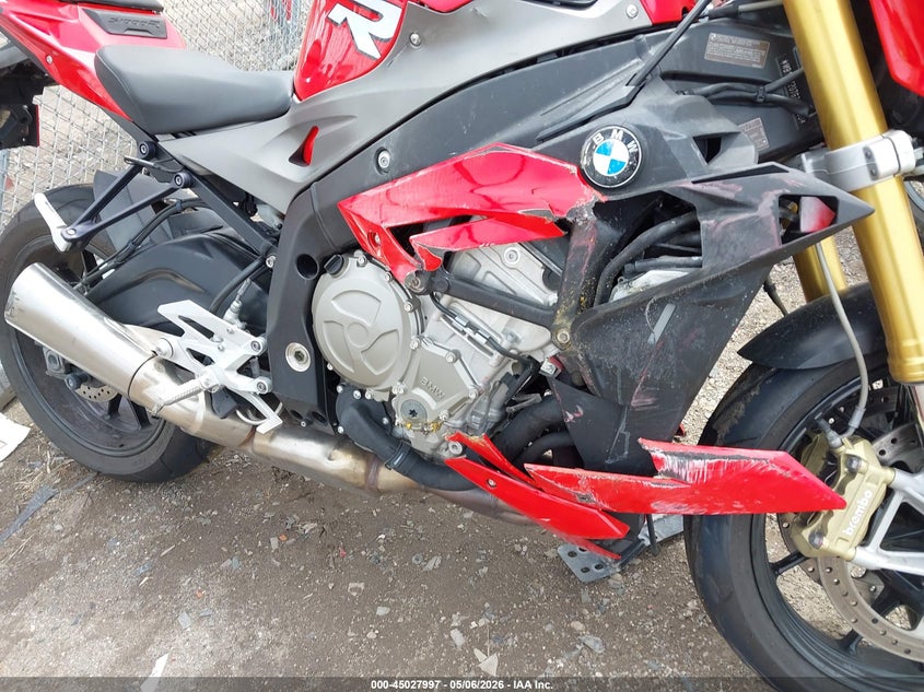 2016 BMW S 1000 R VIN: WB10D1207GZ696530 Lot: 45027997