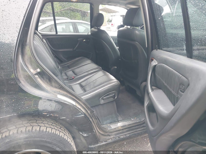 2000 Mercedes-Benz Ml 320 VIN: 4JGAB54EXYA154539 Lot: 45028002