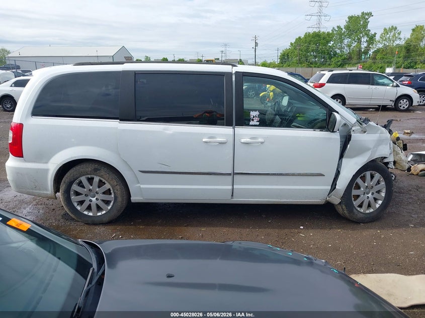 CHRYSLER TOWN & COUNTRY 2015 VIN 2C4RC1BG7ER443936