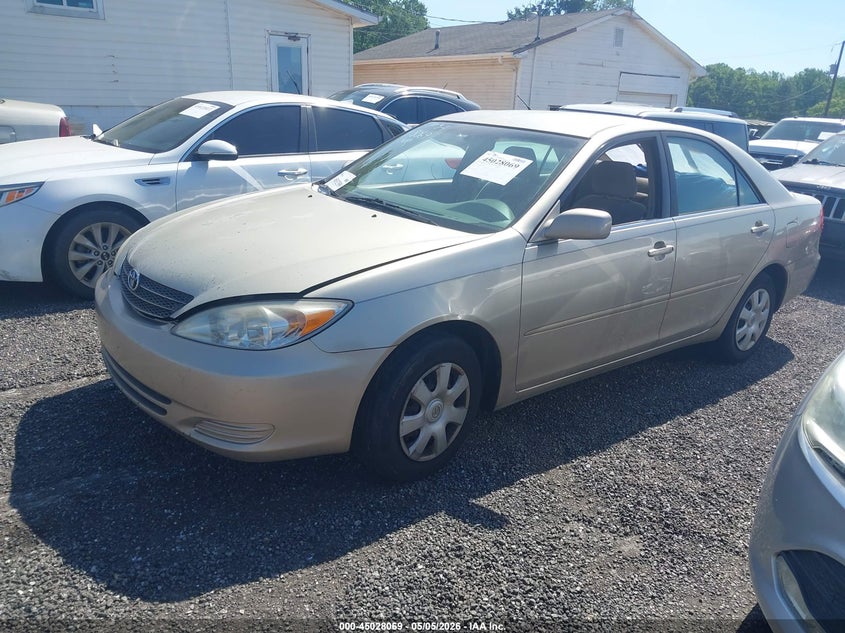 4T1BE32K92U585078 2002 TOYOTA CAMRY LE photo 1