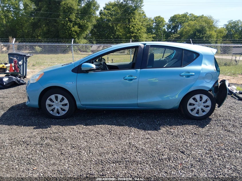 2013 Toyota Prius C One VIN: JTDKDTB31D1052064 Lot: 45028090