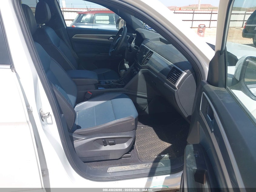 2023 VOLKSWAGEN ATLAS CROSS SPORT auction photo 5