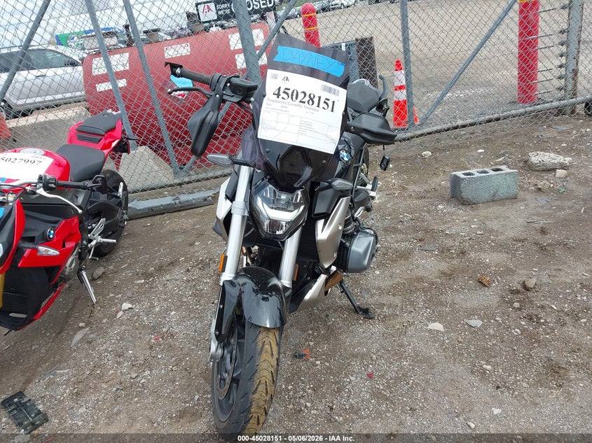 2024 BMW R 1250 MOTO 2