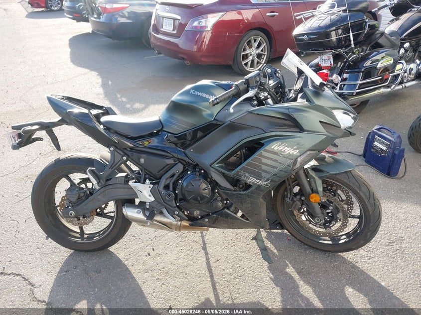 2025 Kawasaki Ex650 P VIN: ML5EXEP17SDAF7605 Lot: 45028246