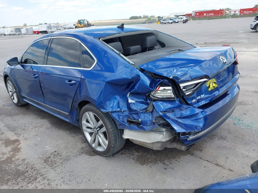 2017 VOLKSWAGEN PASSAT auction photo 6