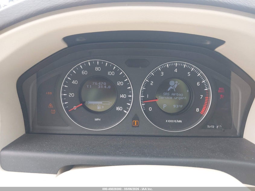 2008 Volvo V70 3.2 VIN: YV1BW982081045697 Lot: 45028380