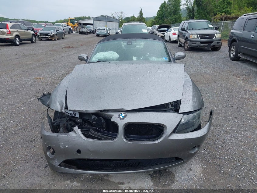 2005 BMW Z4 2.5I VIN: 4USBT33575LR70209 Lot: 45028589