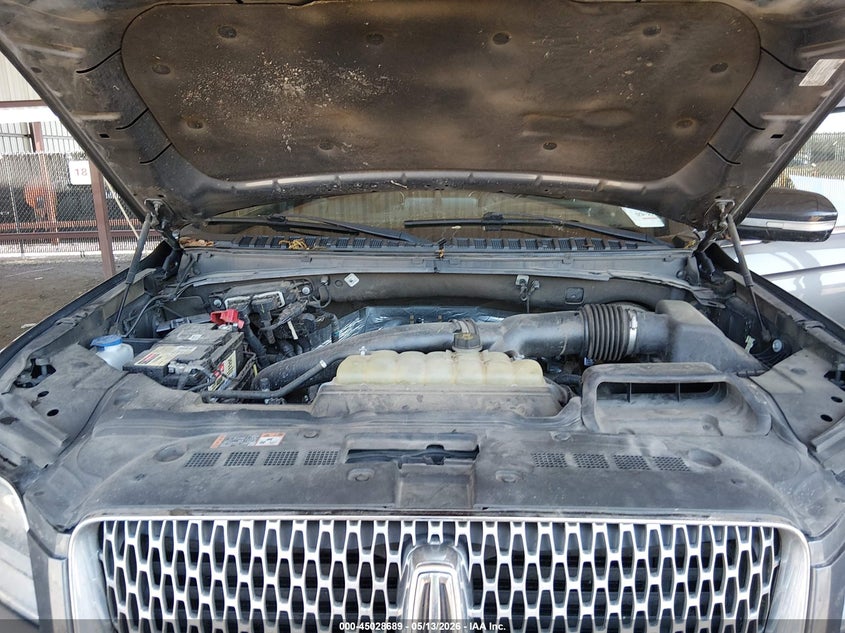 2021 Lincoln Navigator Reserve L VIN: 5LMJJ3LT1MEL17215 Lot: 45028689