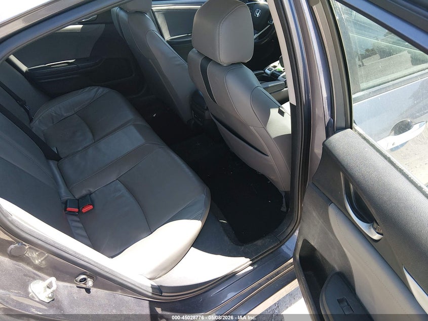 VIN 19XFC1F97HE015420 2017 HONDA CIVIC TOURING