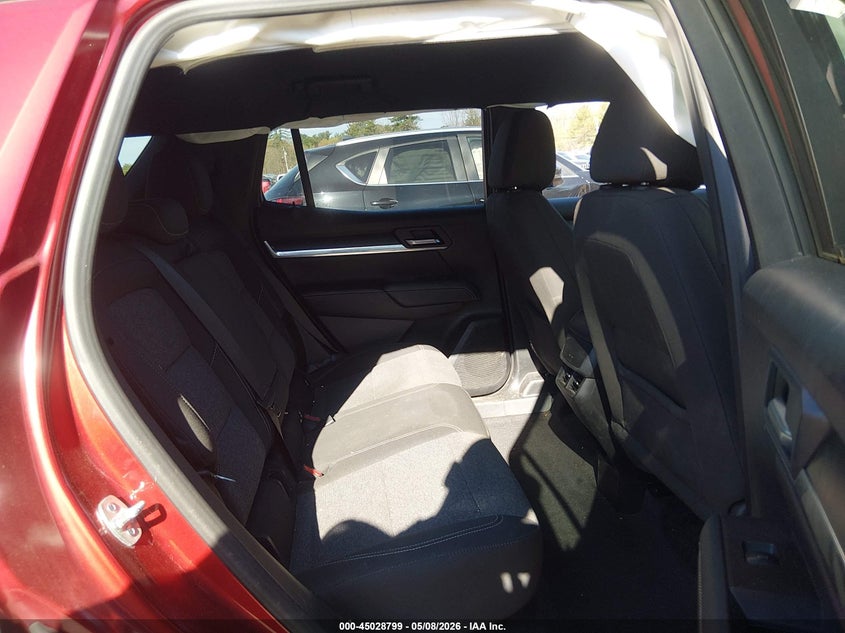 2025 GMC TERRAIN auction photo 8
