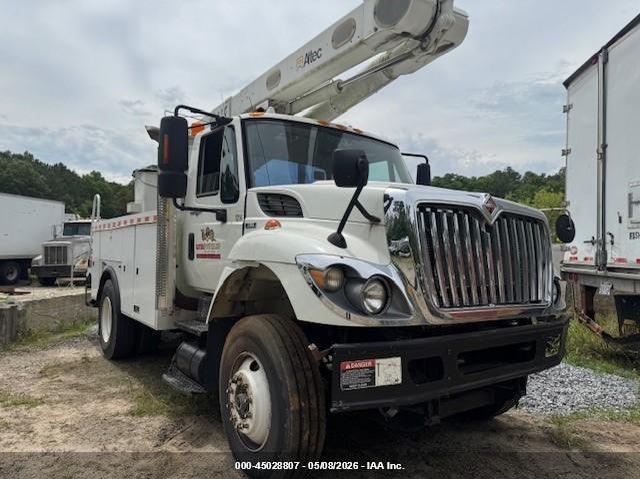 2008 INTERNATIONAL 7300 BUCKET TRUCK