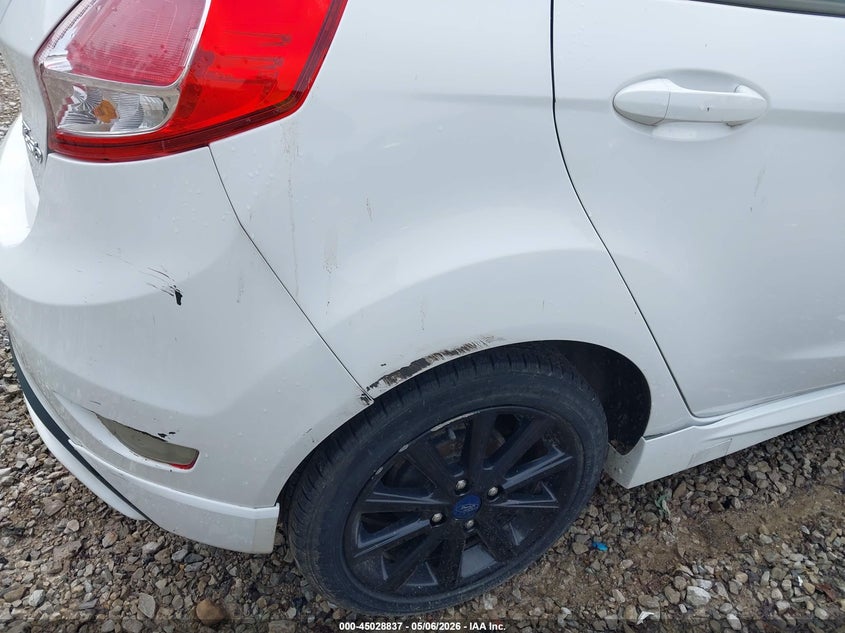 VIN 3FADP4DJ7KM136431 2019 FORD FIESTA ST LINE