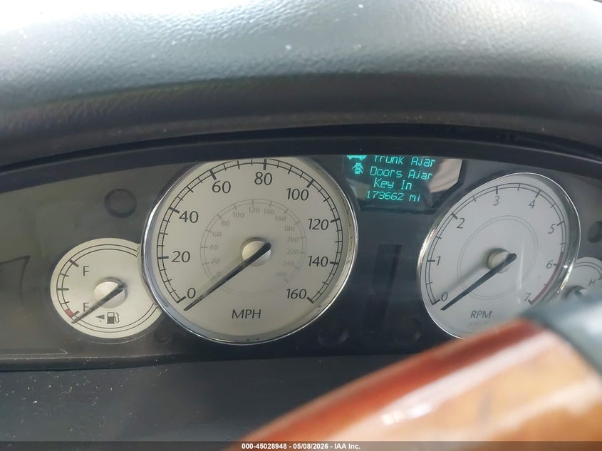 2005 Chrysler 300C VIN: 2C3AK63HX5H638623 Lot: 45028948