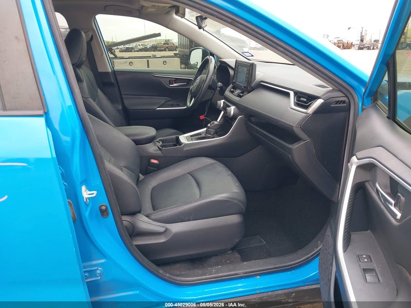 VIN JTMC1RFV9MD079491 2021 TOYOTA RAV4 XLE PREMIUM