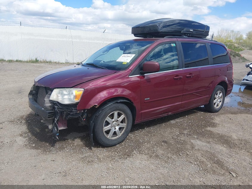2008 CHRYSLER TOWN & COUNTRY auction photo 2