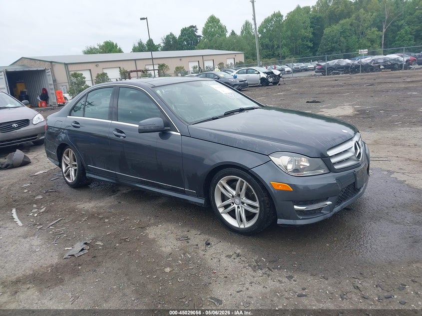 2013 Mercedes-benz C 300