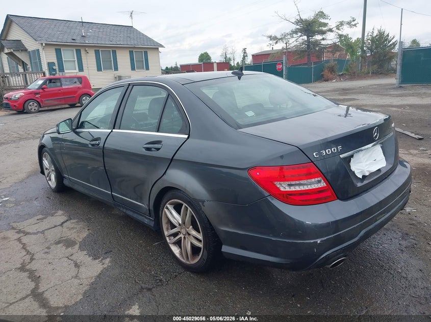 2013 MERCEDES-BENZ C 300 auction photo 3