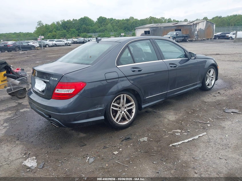 2013 MERCEDES-BENZ C 300 auction photo 4