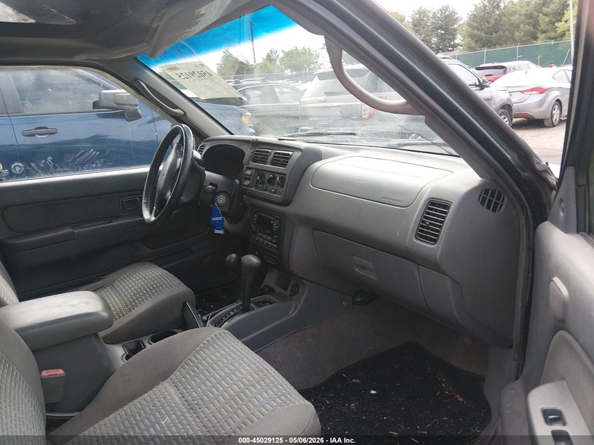 2000 NISSAN XTERRA auction photo 5