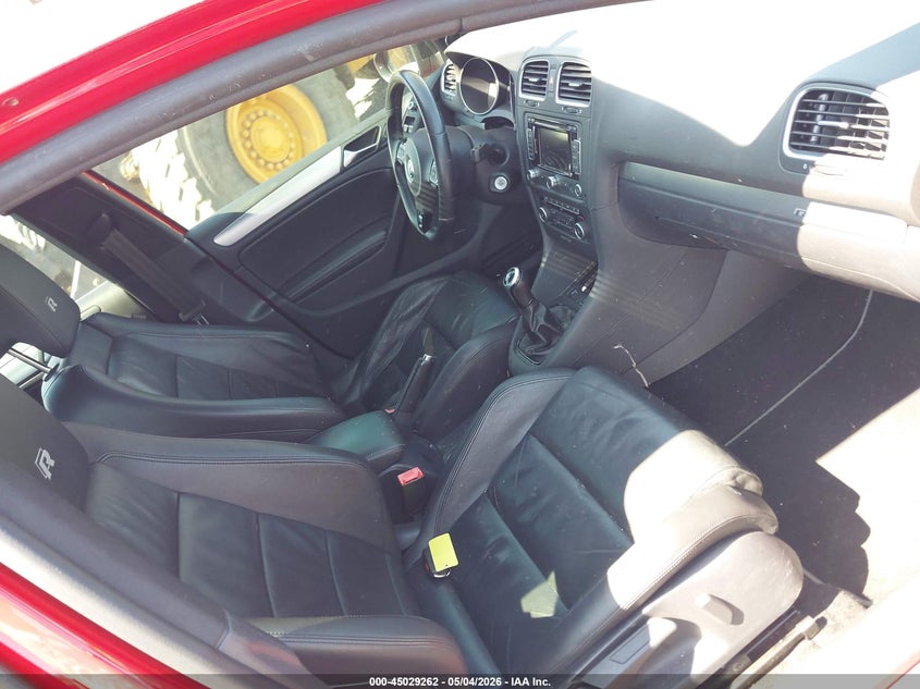 2012 Volkswagen Golf R 4-Door