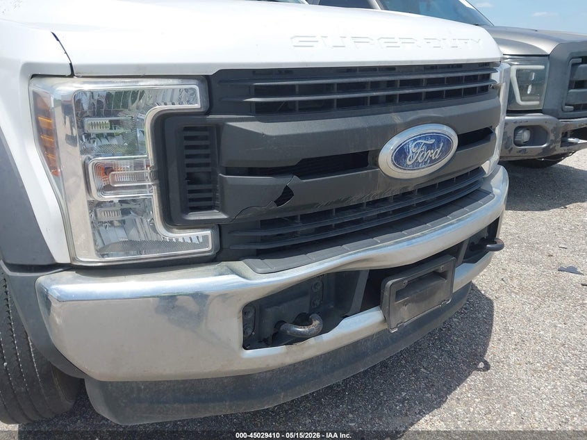 2019 Ford F-550 Chassis Xl VIN: 1FD0W5HT2KEG80107 Lot: 45029410