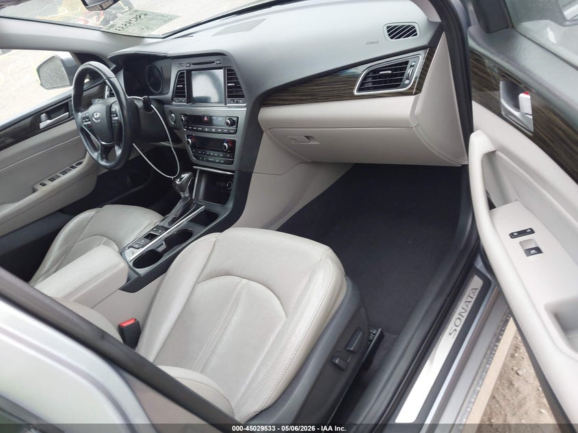 2017 HYUNDAI SONATA auction photo 5